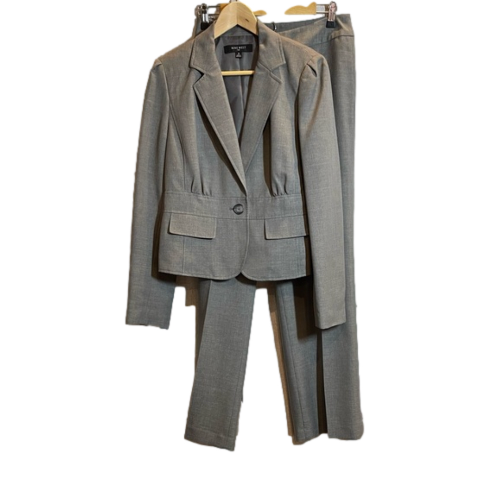 NINE WEST heather grey 2-piece suit blazer jacket pants trousers. Size 8.